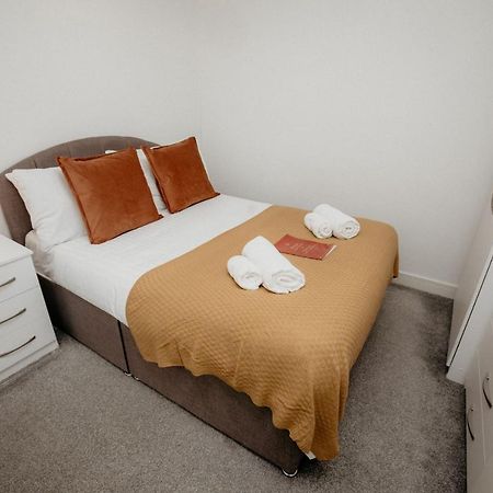 Elthorne Luxury Apartments - Uxbridge Eksteriør bilde