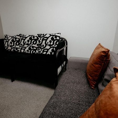 Elthorne Luxury Apartments - Uxbridge Eksteriør bilde