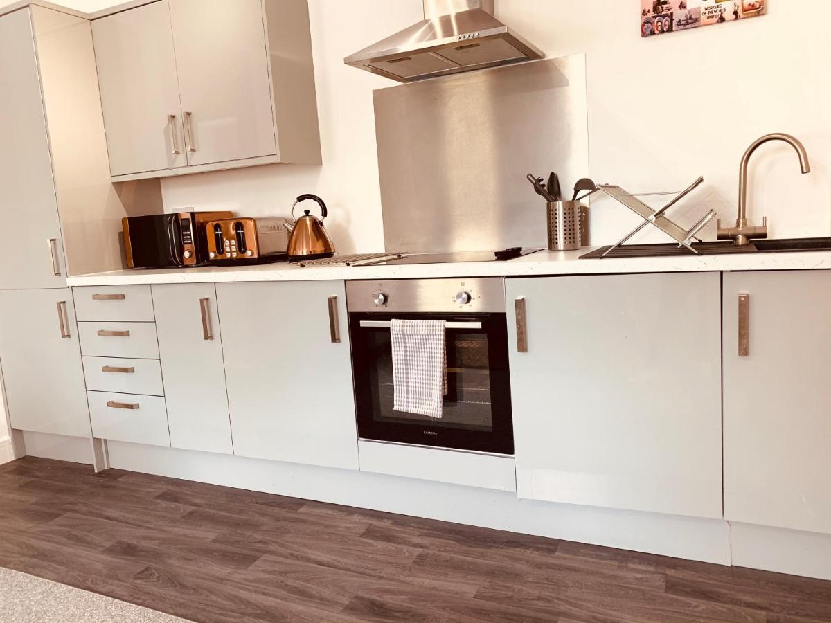 Elthorne Luxury Apartments - Uxbridge Eksteriør bilde