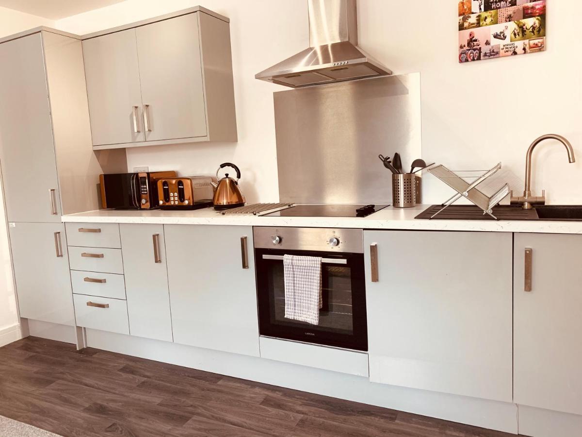Elthorne Luxury Apartments - Uxbridge Eksteriør bilde