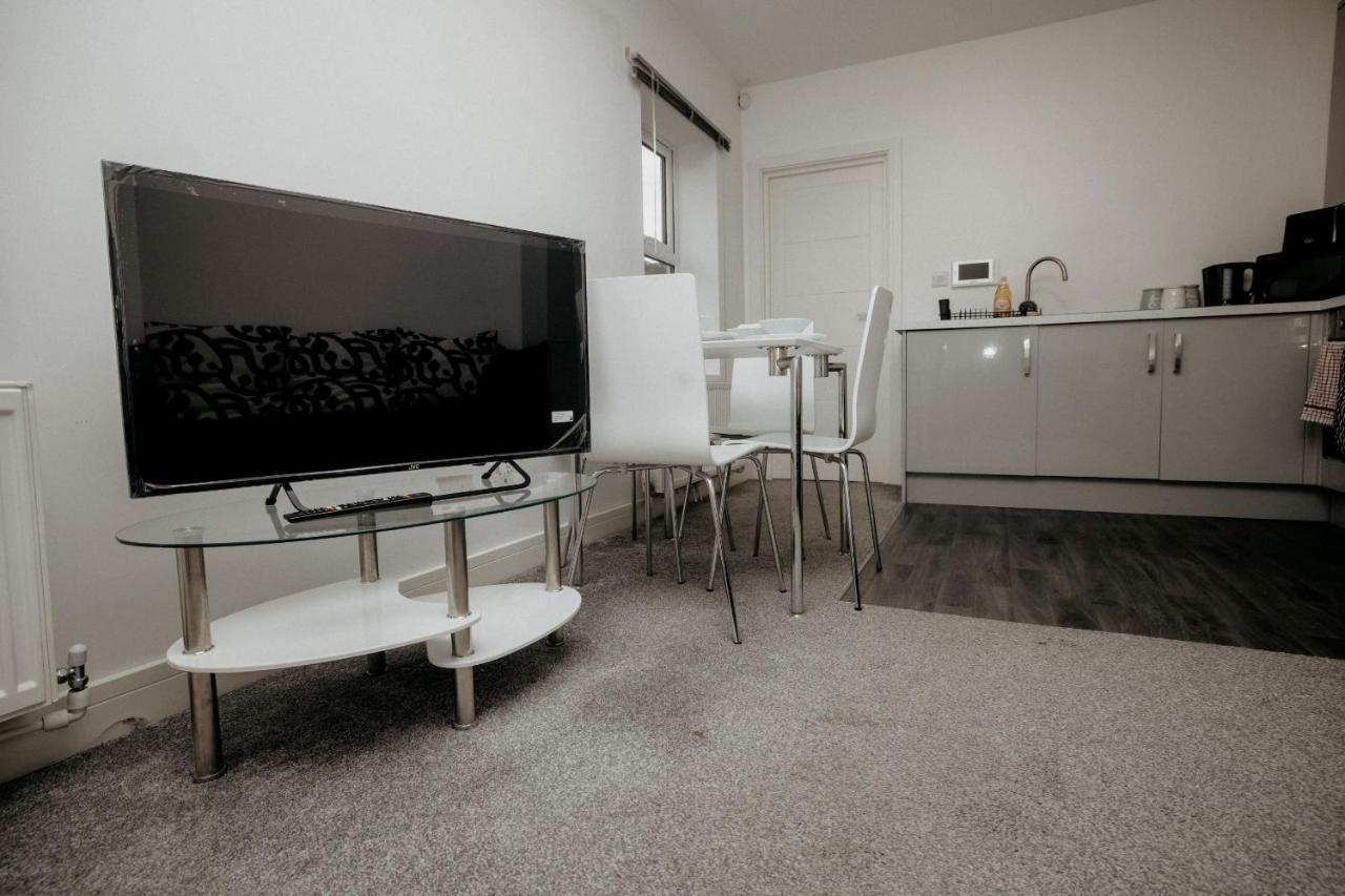 Elthorne Luxury Apartments - Uxbridge Eksteriør bilde