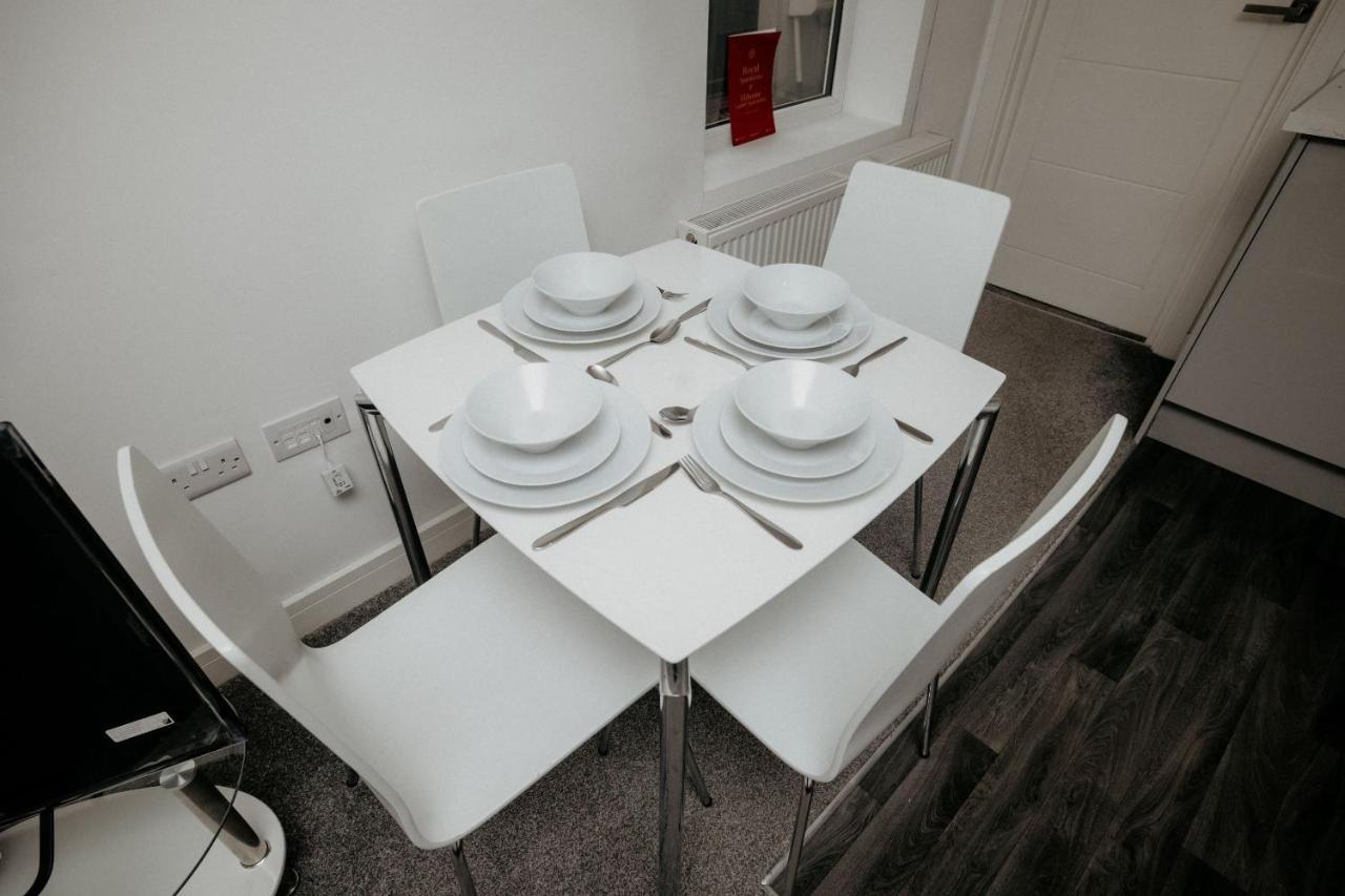 Elthorne Luxury Apartments - Uxbridge Eksteriør bilde