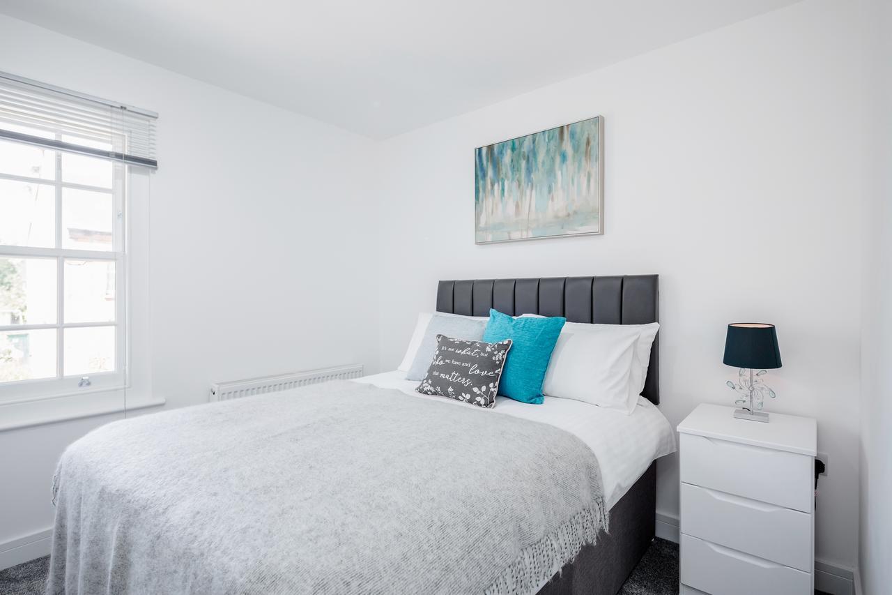 Elthorne Luxury Apartments - Uxbridge Eksteriør bilde